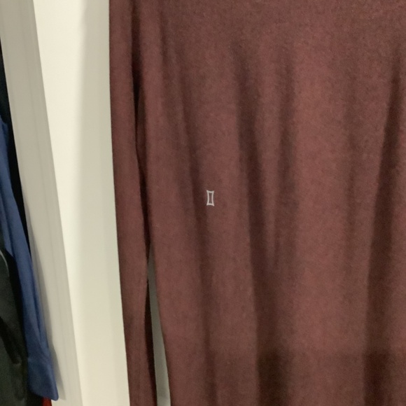 Kit + Ace rich burgundy/wine, size small - Picture 3 of 9